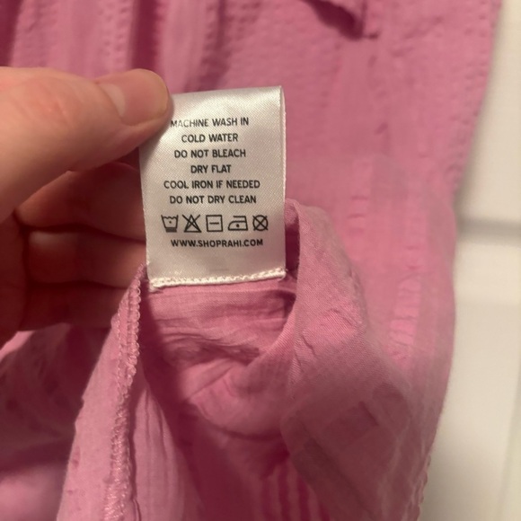 RAHI  Flutter Sleeve Blouse - Picture 9 of 12